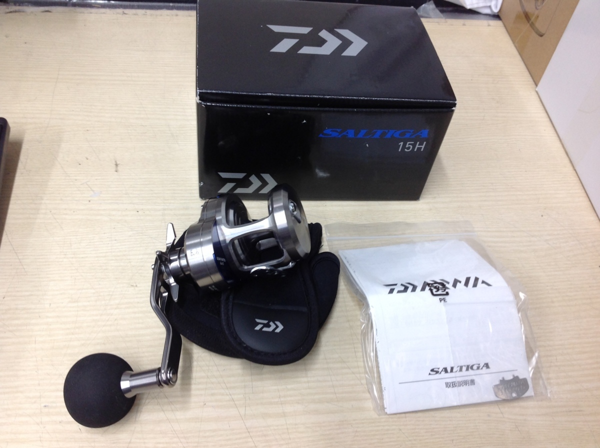 01-3457】美品 DAIWA SALTIGA ダイワ ソルティガ 15H www.distribella.com