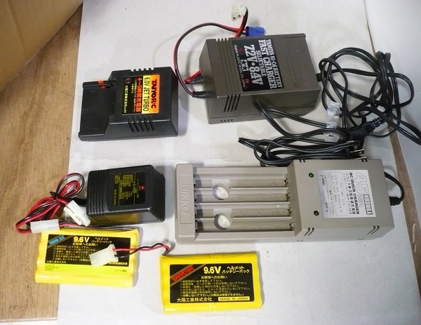 TAMIYA Ni-Cd BATTERY FAST CHARGER、他　壊れ物ジャンク　 QY^soyk_画像1