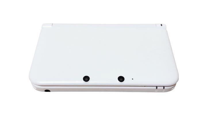 上品 タッチペン 白 ホワイト 本体 LL 3DS ニンテンドー 動作確認済み 液晶綺麗 極美品 SDカード付き 初期化済み 任天堂 Nintendo  - 本体