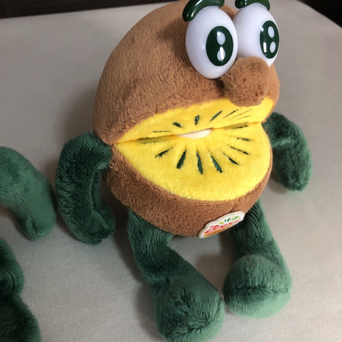ゼスプリ キウイブラザーズ ぬいぐるみ 小 グリーン ゴールド ゼスプリ キウイブラザーズ ぬいぐるみ 小 グリーン ゴールド
