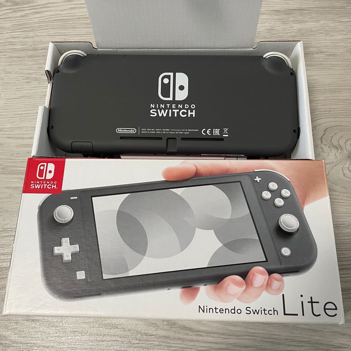 最終値下げ・ニンテンドースイッチ ライト本体