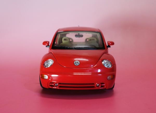 AUTOart Volkswagen New Beetle Volkswagen New Beetle Auto Art 1/18