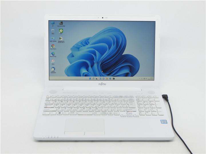大特価!! Win11Pro/カメラ/中古/15.6ノートPC/新品SSD512/16GB/6世代i7/FMV AH50/A3 新品無線マウス/HDMI/無線WIFI/Bluetooth/テンキー/office搭載 15インチ~ 大特価!! Win11Pro/カメラ/中古/15.6ノートPC/新品SSD512/16GB/6世代i7/FMV AH50/A3 新品無線マウス/HDMI/無線WIFI/Bluetooth/テンキー/office搭載 15インチ~