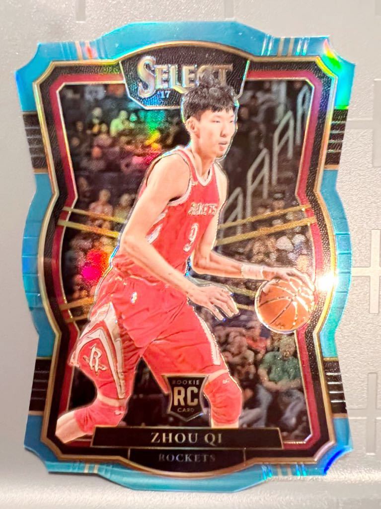 Blue Prizm RC /185枚 17-18 Panini Select Zhou Qi NBA Rookie Rockets Basketball CBA NBL Australia Melbourne Phoenix Die-cut_画像1