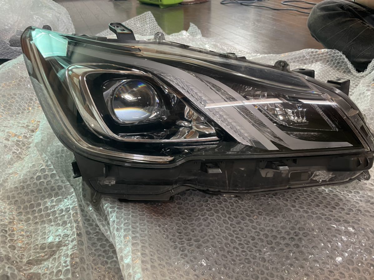 クラウン GRS211/AWS210 後期 右ヘッドライト 純正ヘッドライト HID