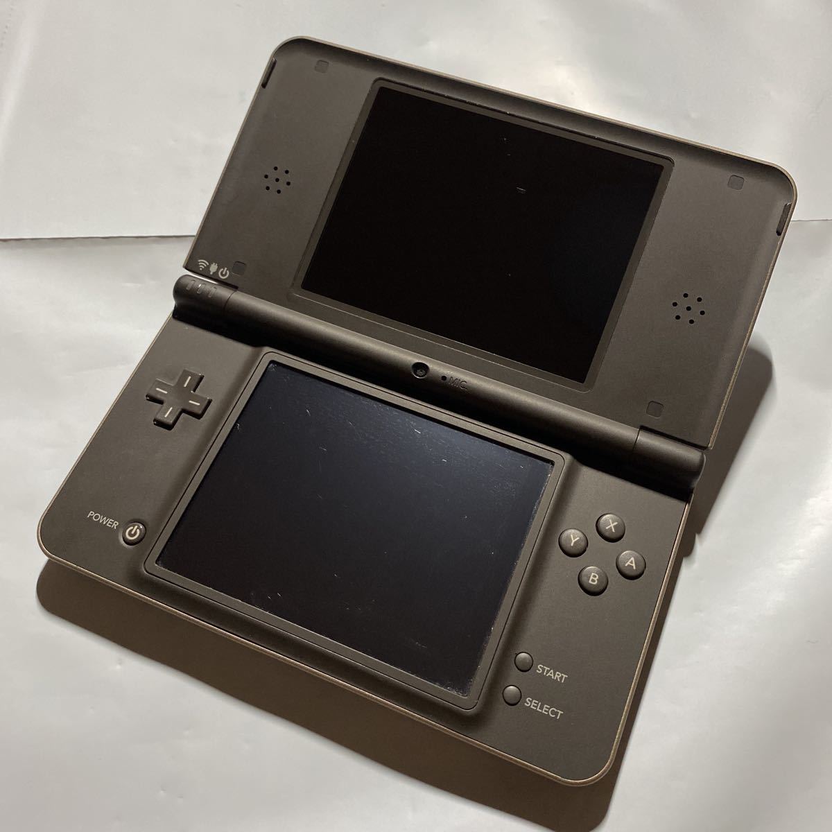 DS ニンテンドーDSi LL ダークブラウン WJF113940743