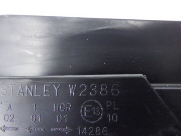 4213741 シャトル ハイブリッド GP7/GP8 前期 右ライト LED STANLEY W2386_画像4