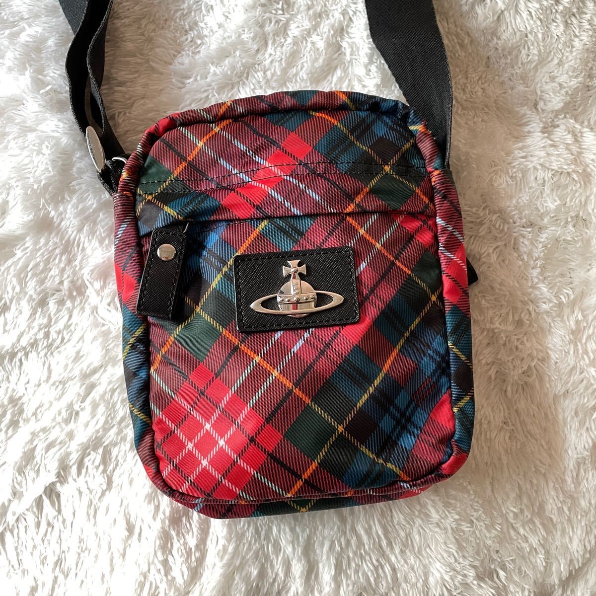 中古】 【美品】Vivienne Westwood ショルダーバッグ チェック柄 ...