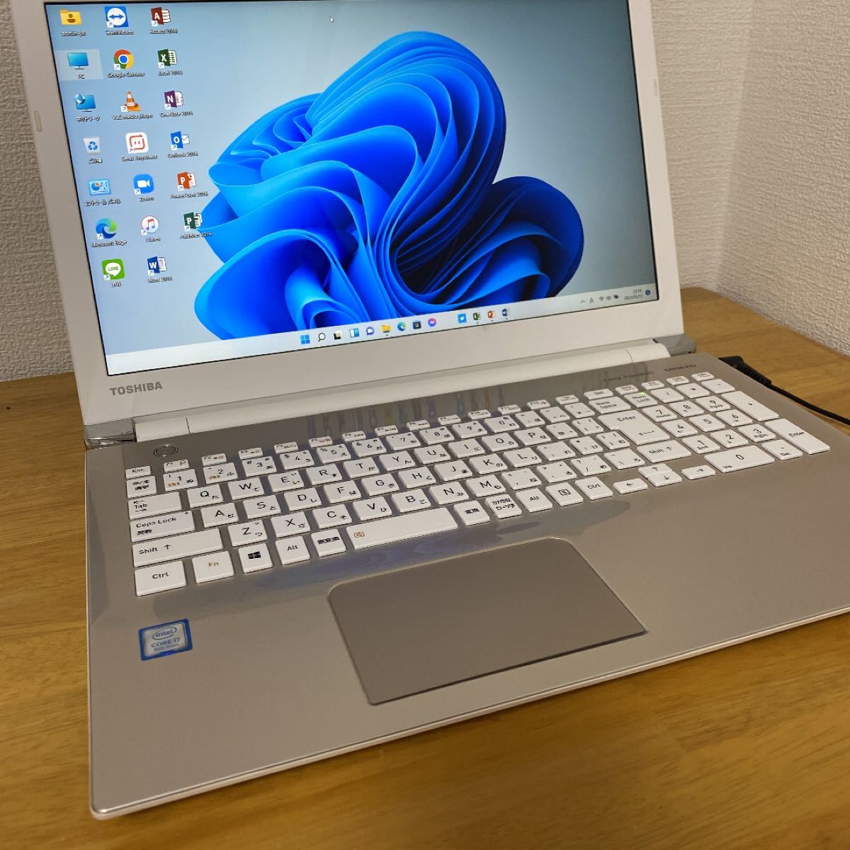 ユー様 東芝Corei7 windows11 office:T591 www.castroarquitetos.com