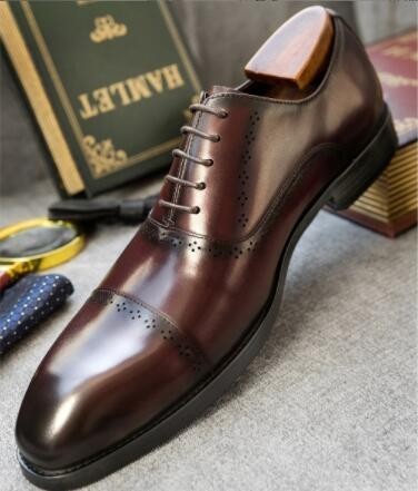 【24.0cm】QD182-703A新品メンズ 本革 ビジネスシューズ 内羽根 高品質 ブローグシューズ 華やかなスタイル 高級紳士靴 赤ワイン