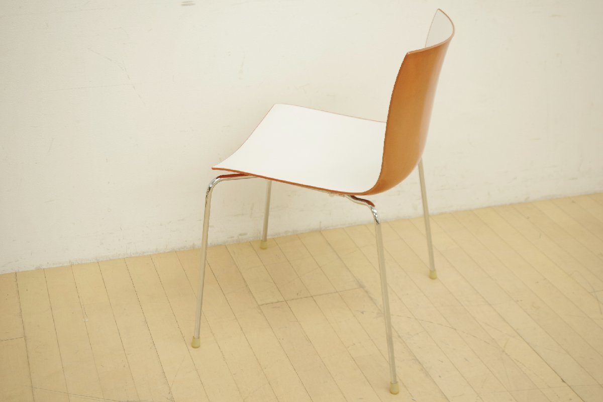 高い素材 イタリア arper アルペール catifa46 カティファ スタッキングチェア ホワイト×オレンジ ダイニング 食卓 椅子 オフィス デスクワーク 金属製フレーム