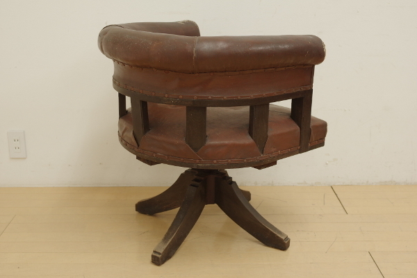  rare Vintage rotation chair dokta- chair arm chair elbow attaching chair imitation leather studs natural tree natural wood rare retro objet d'art interior 