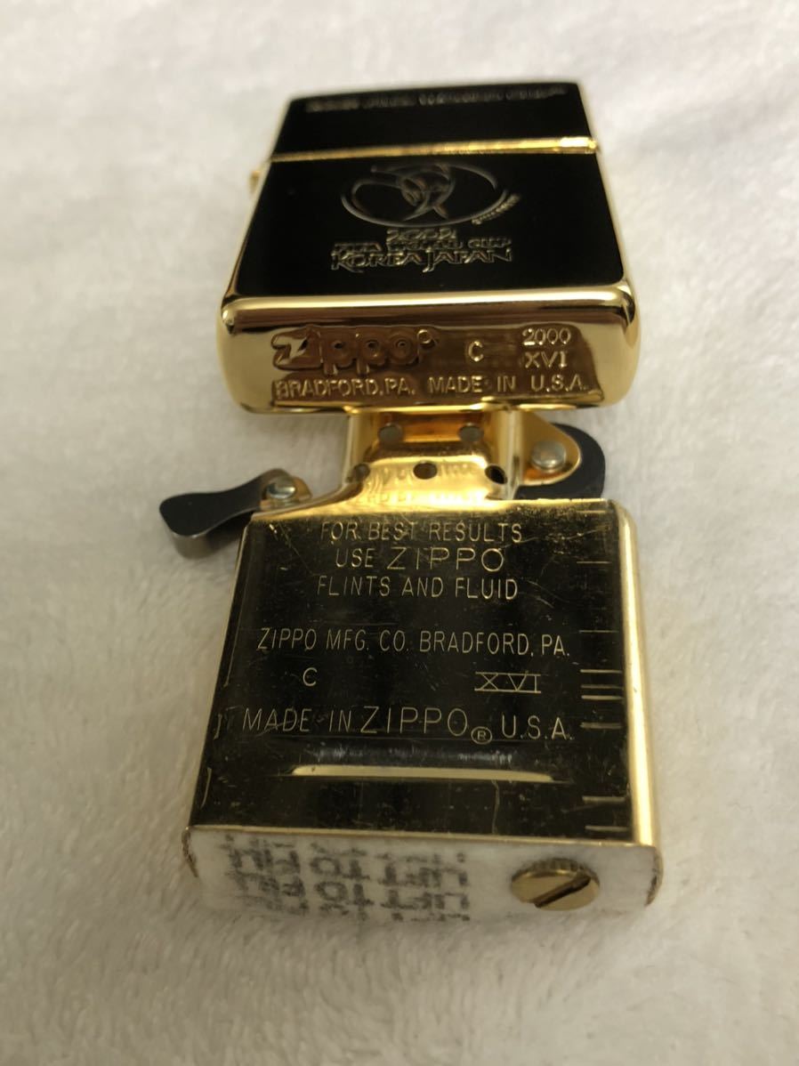 未使用 ZIPPO 2002 FIFA WORLD CUP KOREA JAPAN 日韓ワールドカップ ジッポー ライター オイルライター 金色  ゴールド 木箱入り 限定品