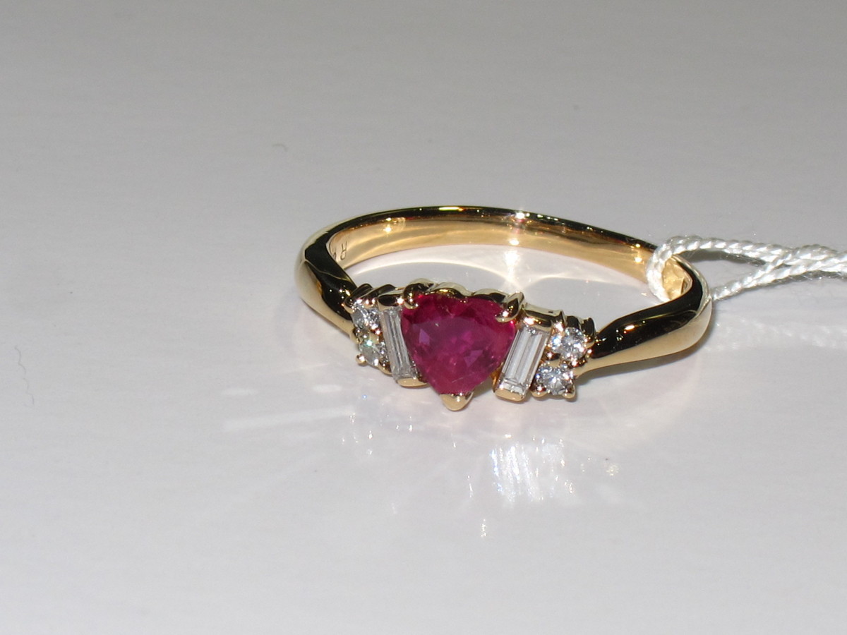 ☆値下げ□指輪□ルビー0.55ct ダイヤ合計0.21ct□K18