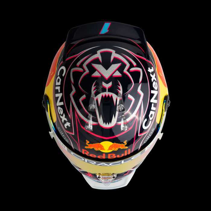 1/2 ヘルメット オラクルレッドブルレーシング F1 M 1/2 ヘルメット オラクルレッドブルレーシング F1 M
