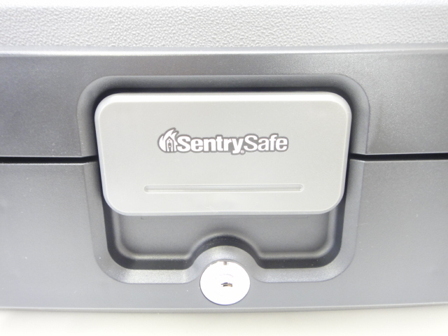 2133 # SentrySafe цент Lee seif портативный выдерживающий огонь * водонепроницаемый шкаф для хранения HD2100 сейф не использовался товар #