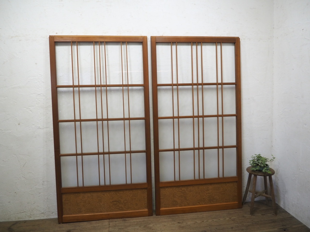 ◇ヴィンテージ◇しっかりとした造りの古い木製◇建具 引き戸 ◇ヴィンテージ◇しっかりとした造りの古い木製◇建具 引き戸