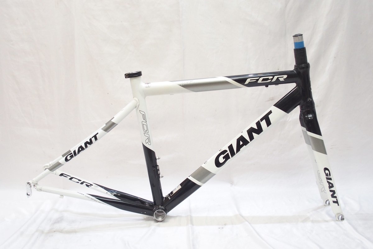 GIANT ジャイアント FCR 2 2010年 Sサイズ フラットバーロード