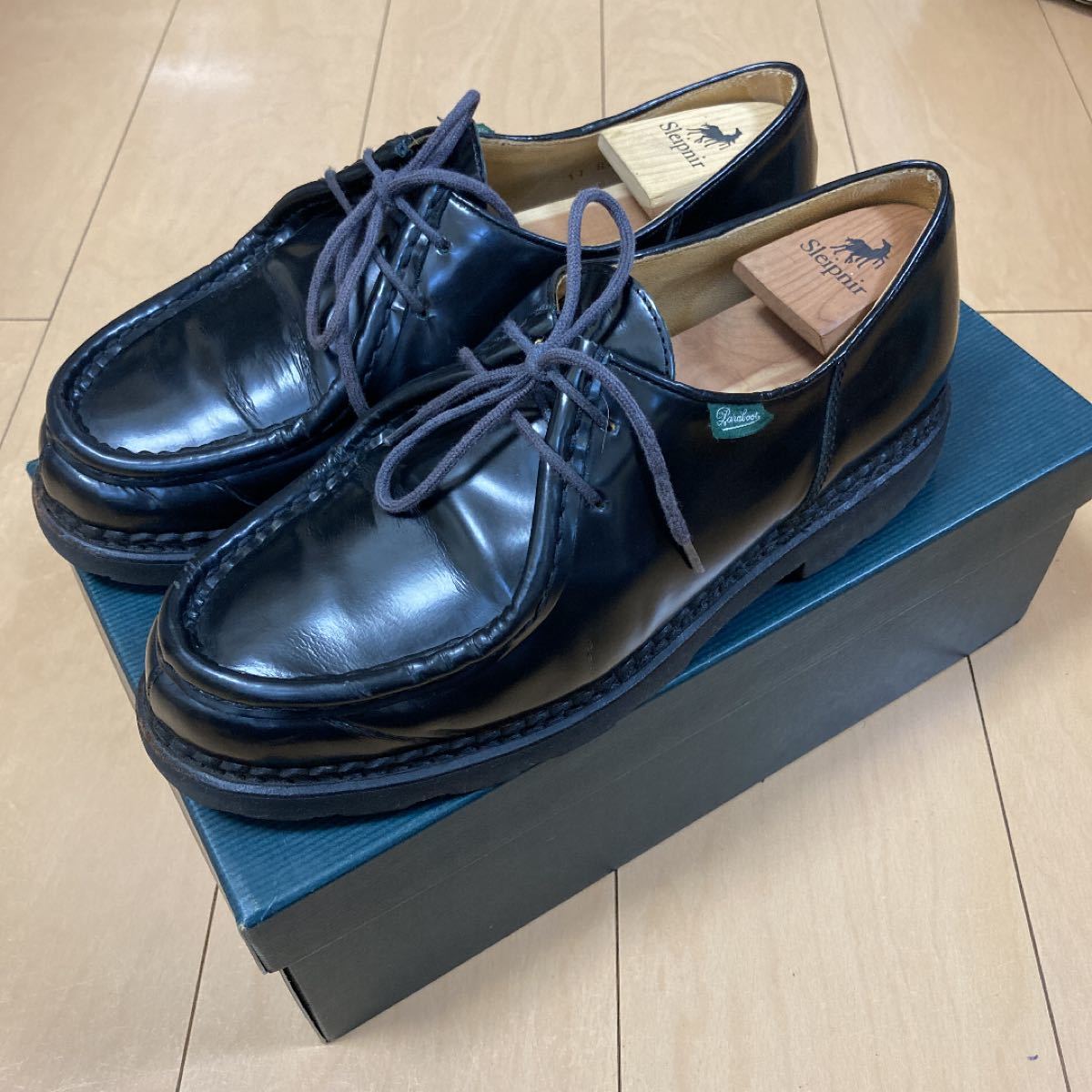 Paraboot Michael シューキーパー・箱付き パラブーツ|Yahoo!フリマ(旧PayPayフリマ) Paraboot Michael シューキーパー・箱付き パラブーツ|Yahoo!フリマ(旧PayPayフリマ)