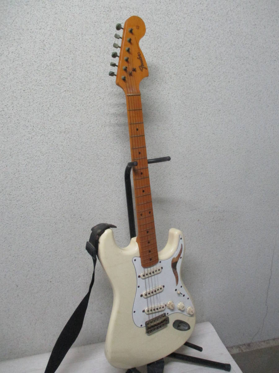 FENDER JAPAN フェンダージャパン ストラトキャスター Jシリアル www