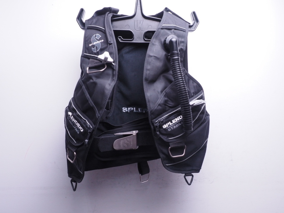 適当な価格適当な価格ダイビング器材 BCD ブリヂストン Sサイズ その他