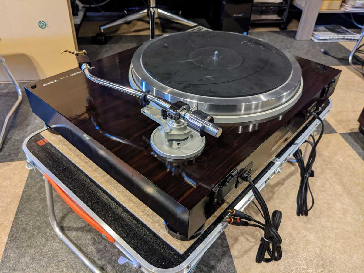 美品 TRIO KP-700 新品ヘッドシェル 新品カートリッジ レコード