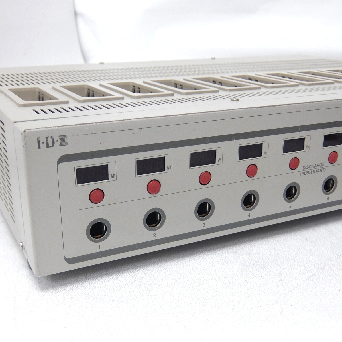 IDX 10ch バッテリーチャージャー ALD-10α【中古/動作品ですが古いのでジャンク】#313904_画像2