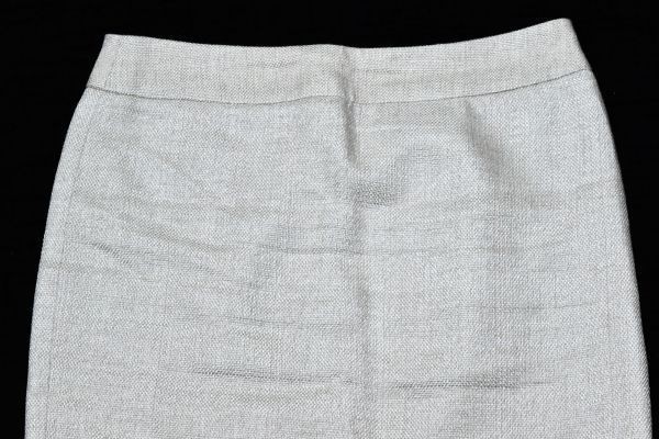 * Armani koretsio-ni* ARMANI COLLEZIONI* elegant beige * flax cotton rayon material. spring autumn thing * wonderful skirt 42