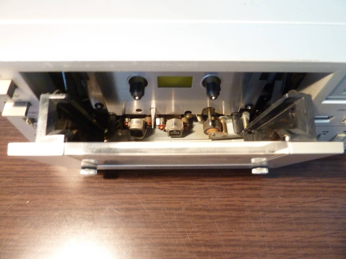 数量は多い 【希少・再生OK】Technics テクニクス RS-M02 カセット