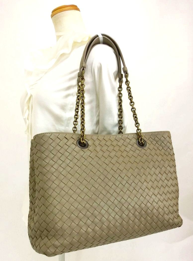 極美品♪BOTTEGA VENETA・ボッテガヴェネタ☆イントレチャート 極美品♪BOTTEGA VENETA・ボッテガヴェネタ☆イントレチャート