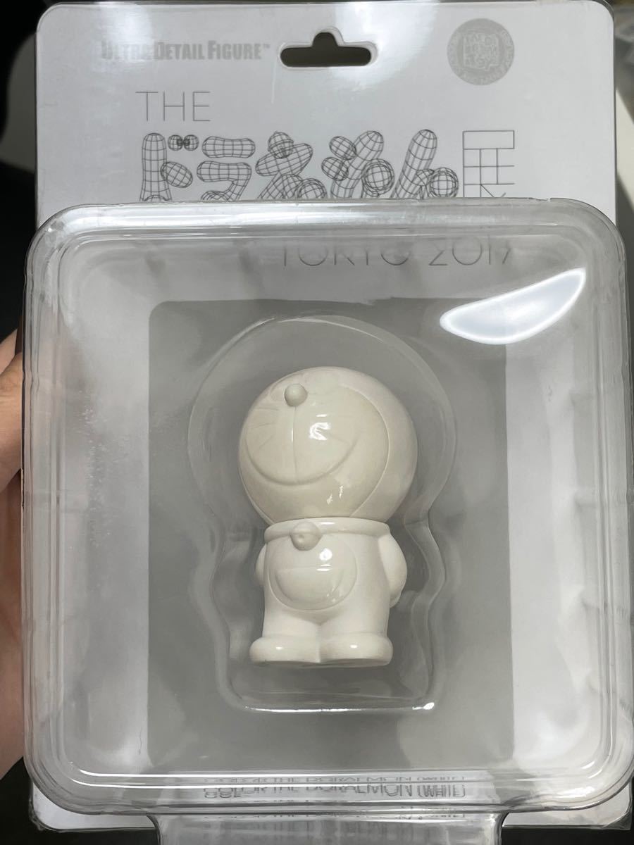 新品 THEドラえもん展 限定 ドラえもん フィギュア ブラック ホワイト