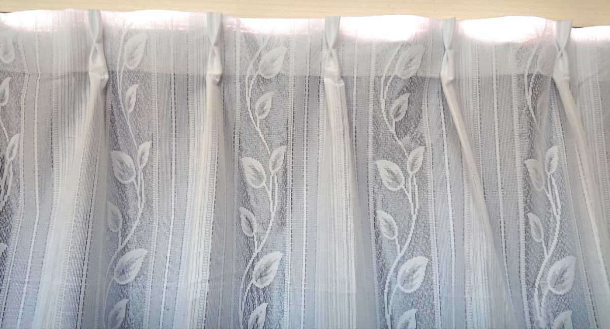 新品 ミラーレースカーテン １００X１３３cm ２枚組 リーフ柄_画像4