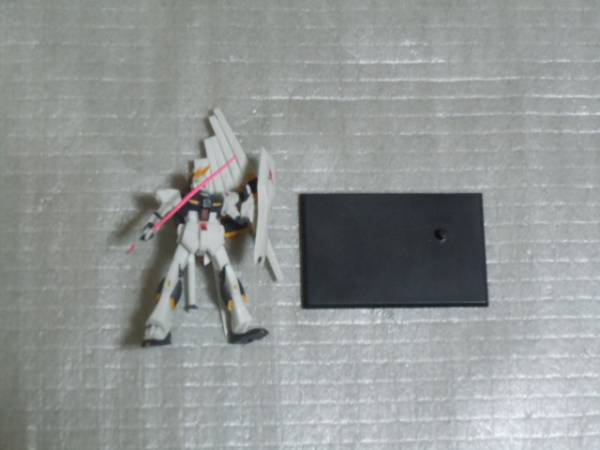 ガンダムコレクションＤＸ1　ニューガンダム　サーベル　中古　説明書なし_画像1