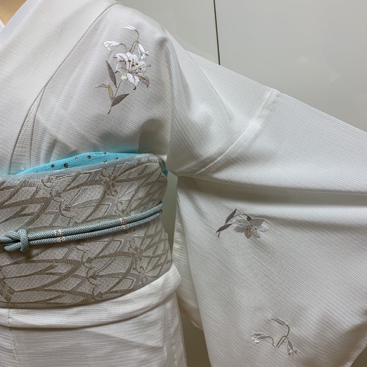 付下げ つけ下げ 着物 夏物 絽 ししゅう 刺繍 ゆりの刺繍 7月8 付下げ つけ下げ 着物 夏物 絽 ししゅう 刺繍 ゆりの刺繍 7月8