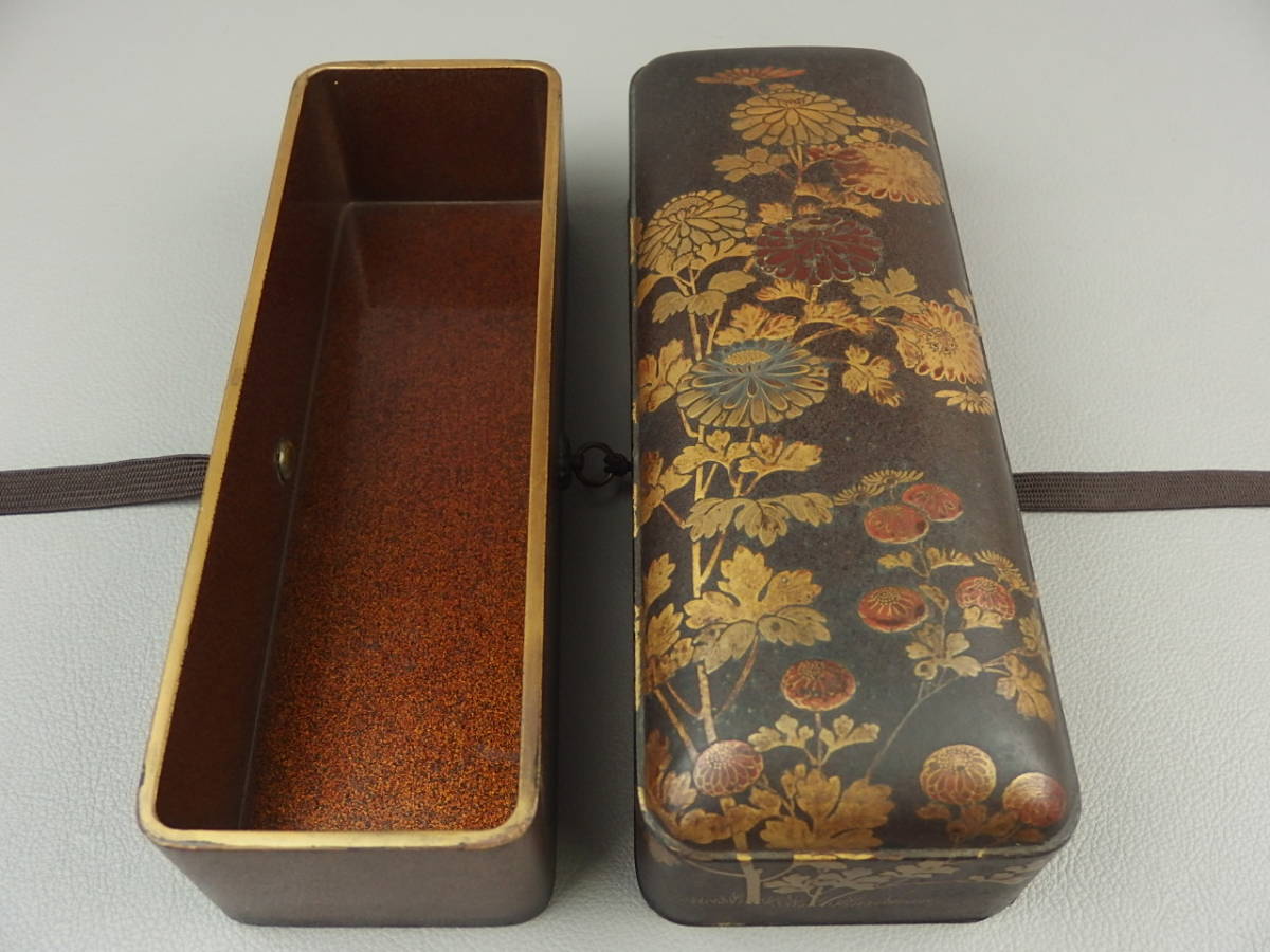 [ antique * tea utensils ]* old lacqering pear ground **. writing lacqering box to hold letters short sword box dk047tl.