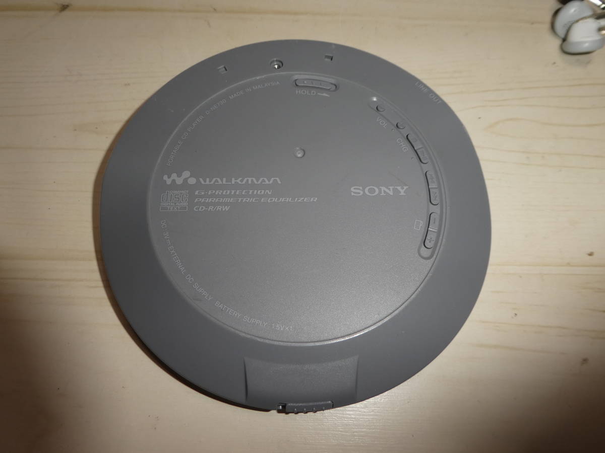 SONY CD Walkman height sound quality model D-NE730 battery case * remote control *AC adaptor attaching 