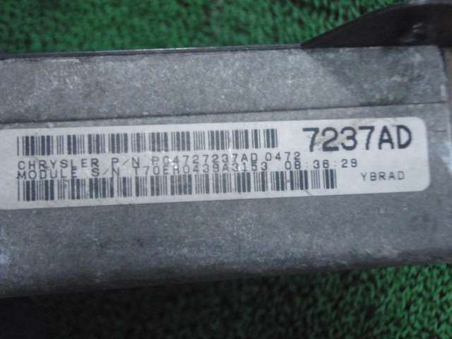 ★　GS33Sボイジャー　エンジンコンピューター　ECU 　イモビ　鍵付き P04727237AD 　300838JJ_画像5