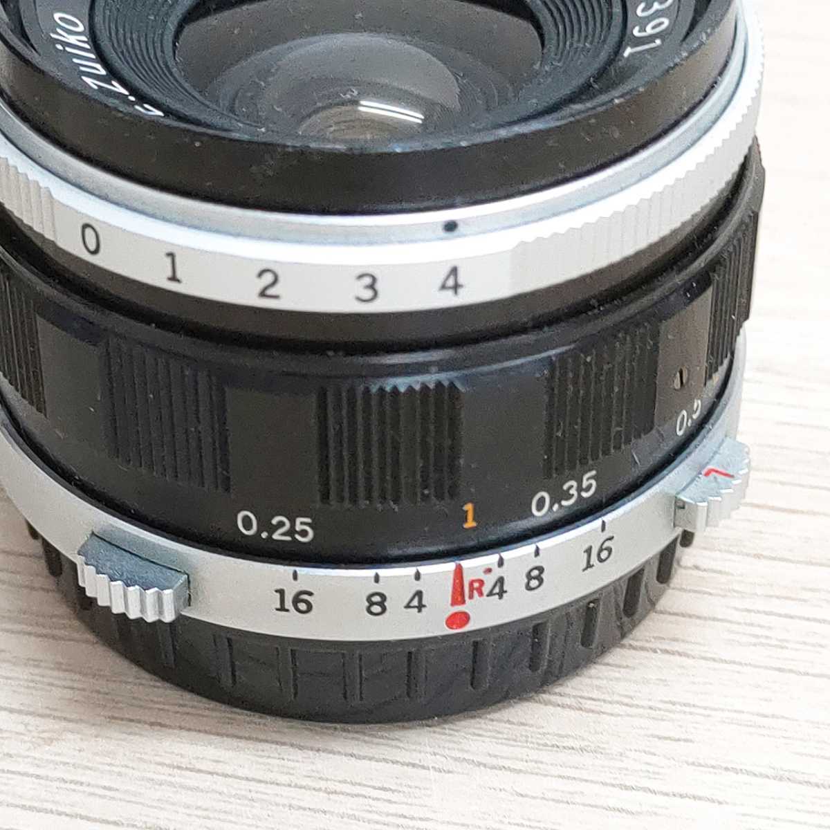 Olympus E.ZUIKO AUTO-W f=25mm レンズ 1:4 カメラレンズ レンズ 部品