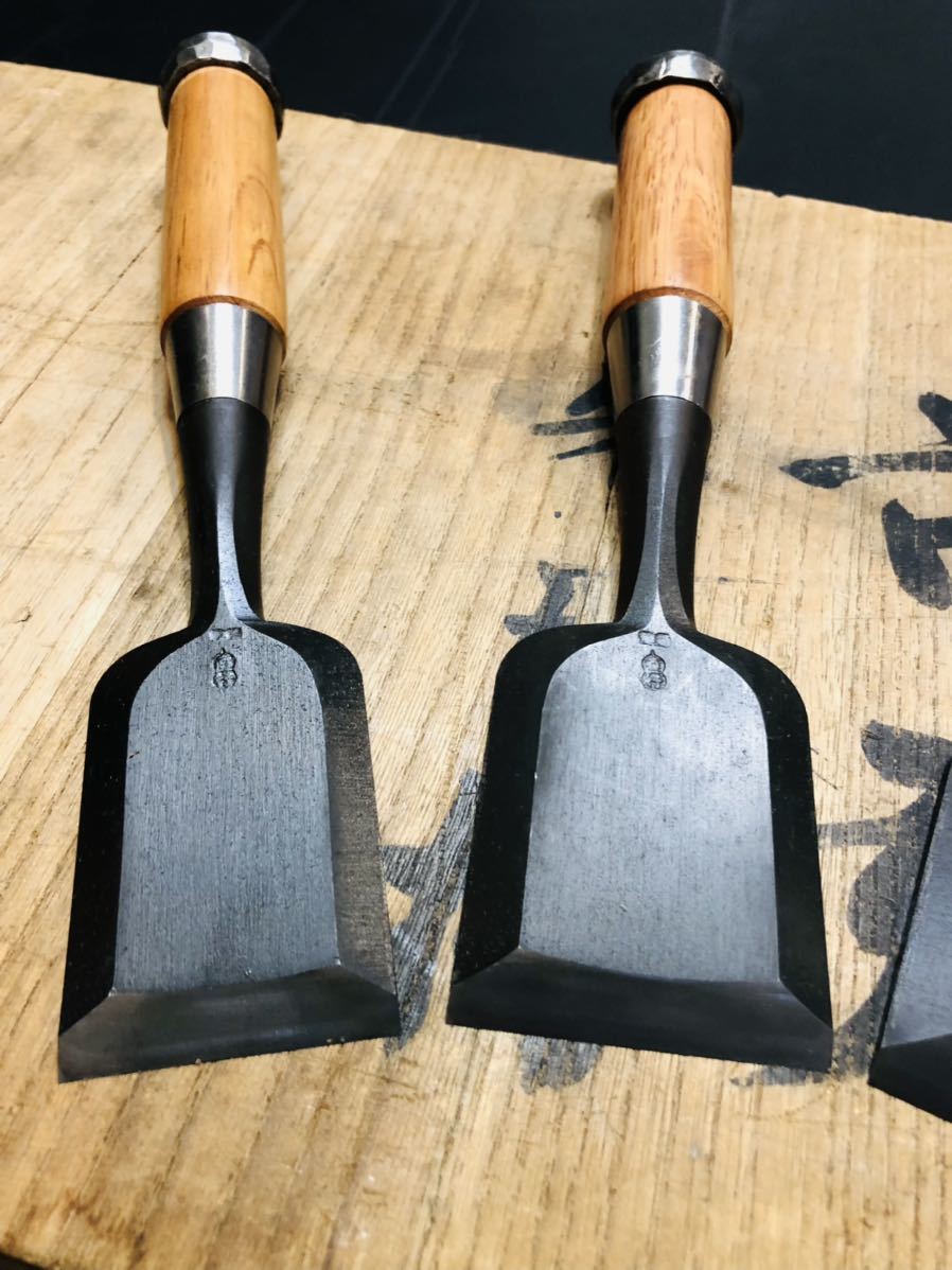 Yahoo!オークション - 清久作 特注大入れ鑿 4本組 直行銘 超貴重 Yahoo!オークション - 清久作 特注大入れ鑿 4本組 直行銘 超貴重