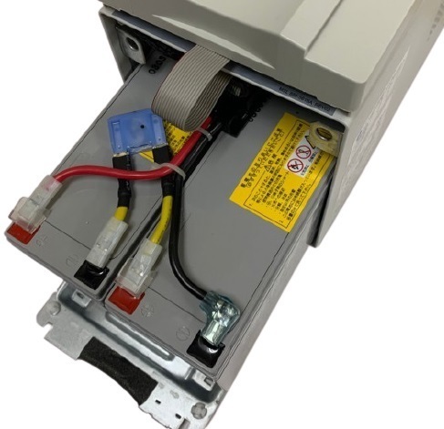 新品 RBC48L : APCRBC137J 互換品 FML1270[2本セット] コネクター付 国産電池使用 UPS SUA500JB/SUA750JB/SMT500J/SMT750J_画像2