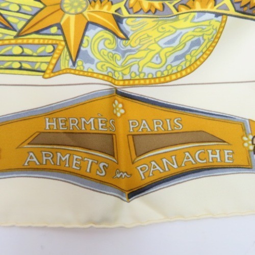 72290☆ HERMES エルメス 未使用 カレ90 羽飾りの騎兵兜 ARMETS en