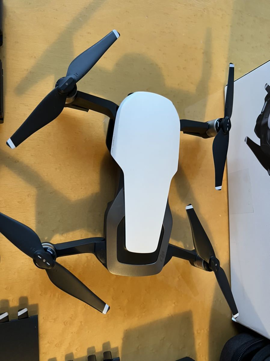1円出品 MAVIC AIR FLY MORE COMBO-Arctic WHITE(ドローン本体)|売買されたオークション情報、yahooの商品情報をアーカイブ公開 - オークファン(aucfan.com) 1円出品 MAVIC AIR FLY MORE COMBO-Arctic WHITE(ドローン本体)|売買されたオークション情報、yahooの商品情報をアーカイブ公開 - オークファン(aucfan.com)