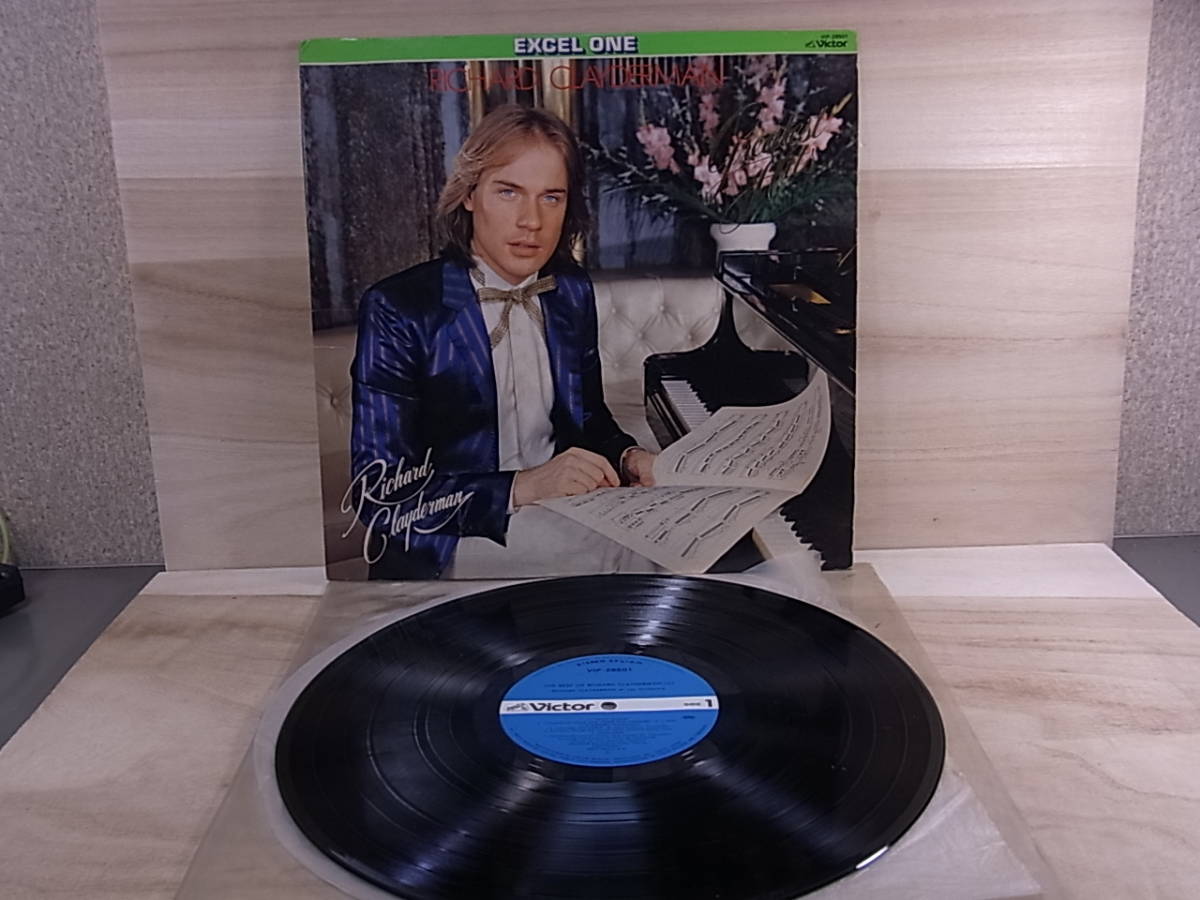 □Ra/102☆音楽レコード☆リチャード・クレイダーマン・オーケストラ☆THE BEST OF RICHARD CLAYDERMAN II☆愛のコンチェルト 他☆中古品_画像1