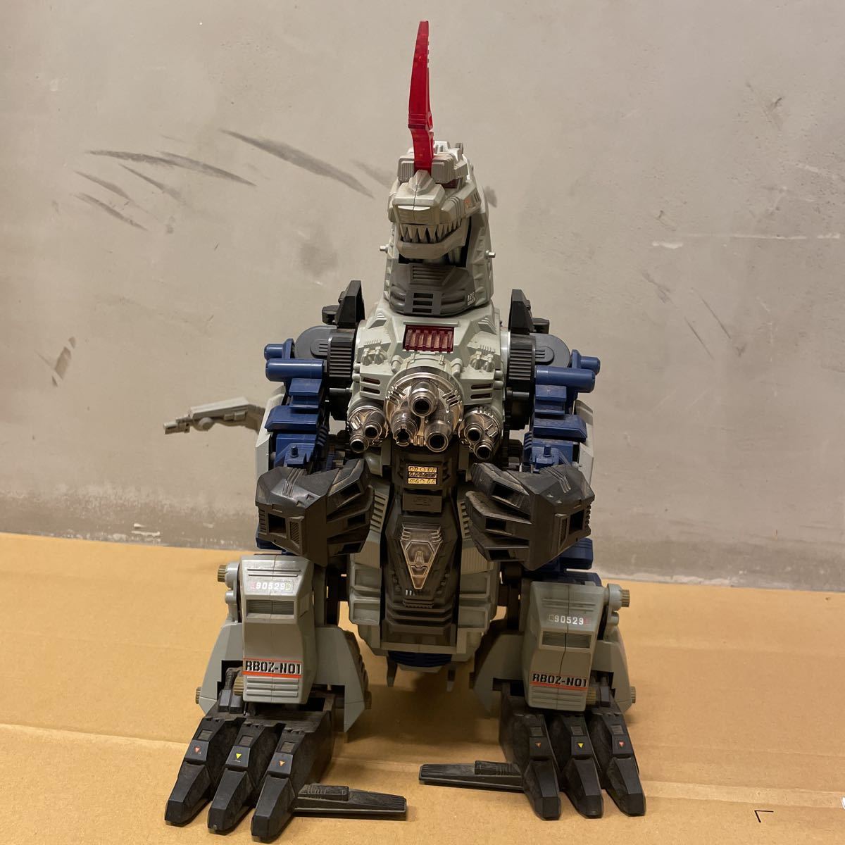 プラスチッ ヤフオク! - 旧ゾイド キングゴジュラス 完成品 当時物