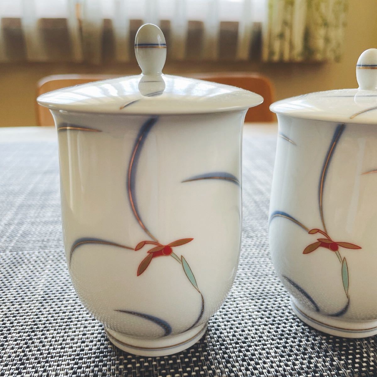 香蘭社　蘭　高級蓋付き組湯呑み茶碗