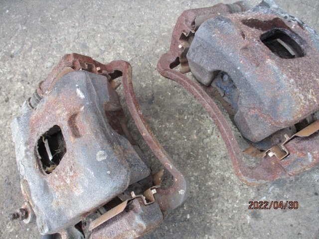 (020)S13 Silvia front brake calipers left right 