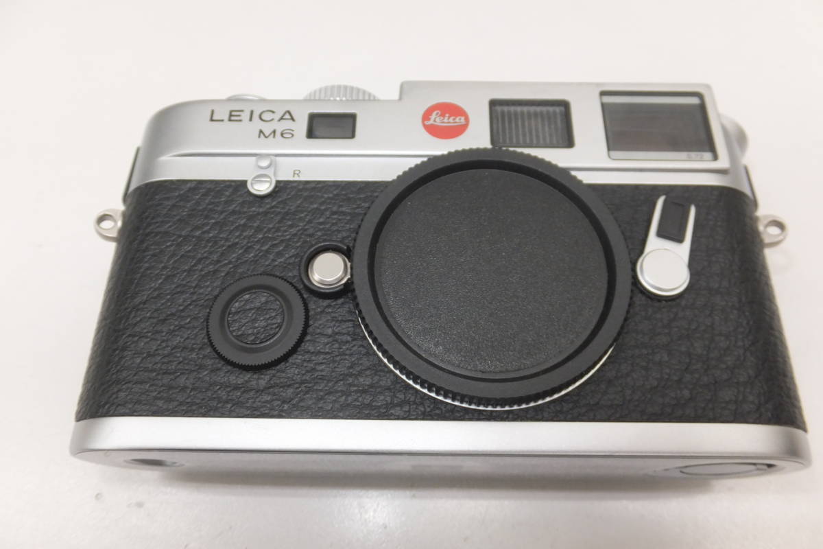 38534-520　未使用級　底にフィルム付き　 Leica ライカ レンジファインダーカメラ M6 ボディ だけ　送料520円～_画像1