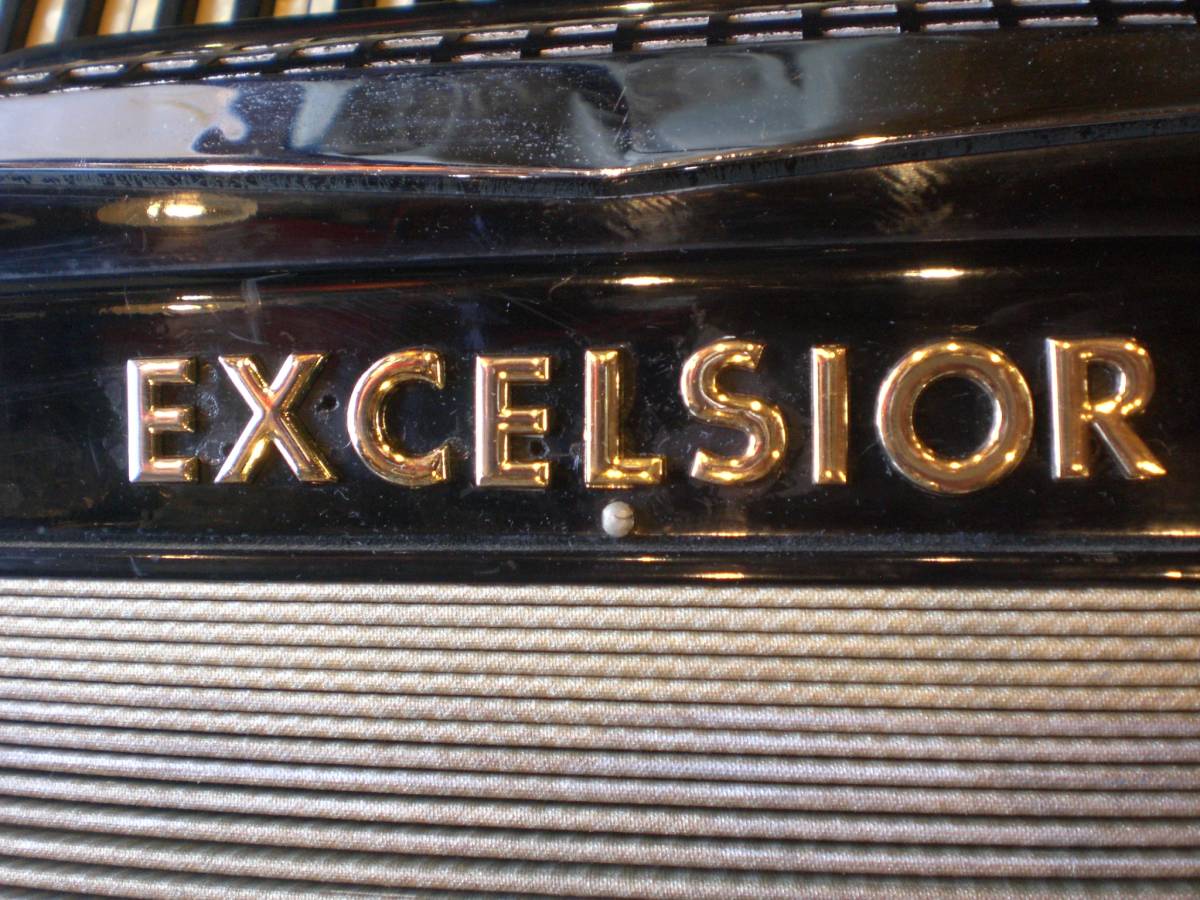 EXCELSIOR/エキセルシャー アコーディオン MOD 400 Made in ITALY 楽器_画像2