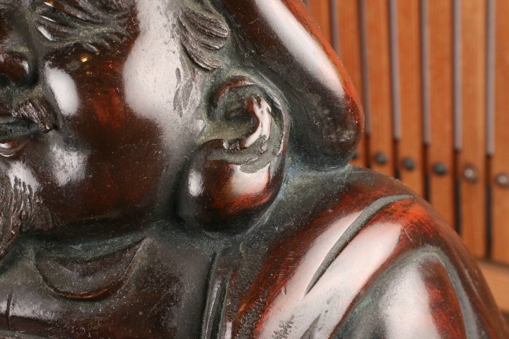 満点の タバコの波日本高岡銅器弥勒仏の袋の上で布袋の和尚の仏陀の仏陀を備えて用品を供えま 金属工芸 - auto89.vn