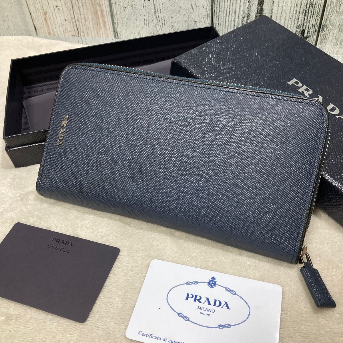 美品 PRADA プラダ ラウンドファスナー サフィアーノ コインケース